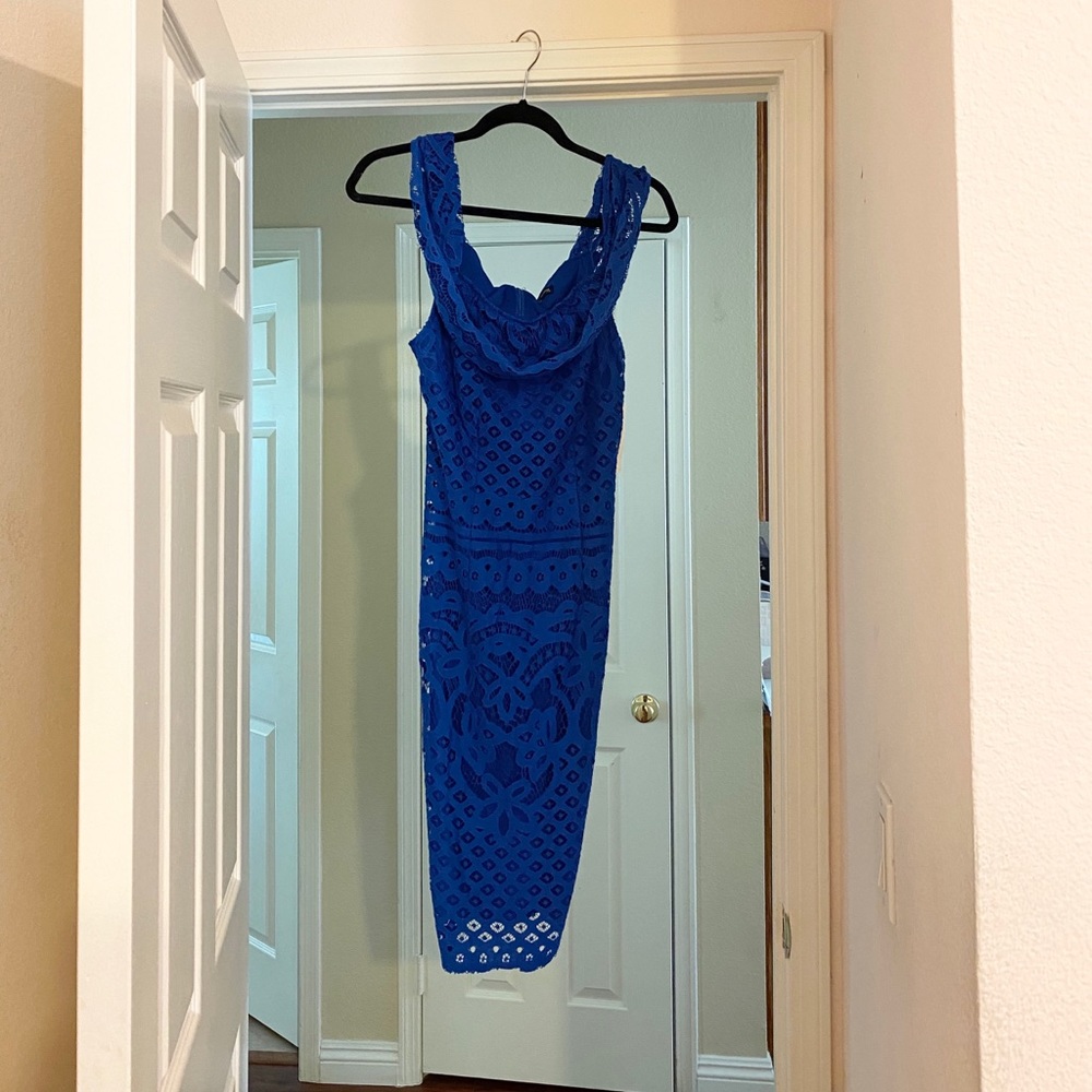 BRAND NEW Sharagano Dress.
